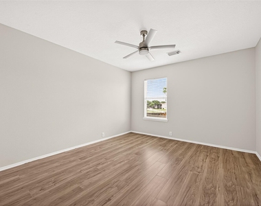 15007 Sugar Sands Drive - Photo Thumbnail 30