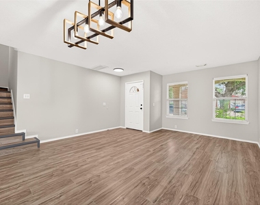 15007 Sugar Sands Drive - Photo Thumbnail 6