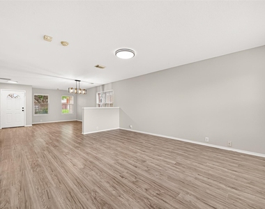 15007 Sugar Sands Drive - Photo Thumbnail 11