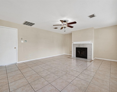 16102 Flatridge Court - Photo Thumbnail 17