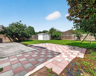 16102 Flatridge Court - Photo Thumbnail 40