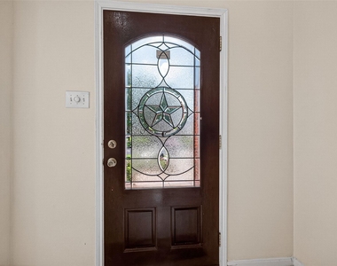 16102 Flatridge Court - Photo Thumbnail 5
