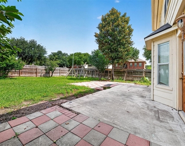 16102 Flatridge Court - Photo Thumbnail 37