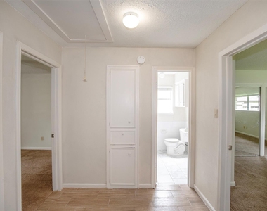 15106 Silverman Street - Photo Thumbnail 21