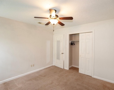 15106 Silverman Street - Photo Thumbnail 23