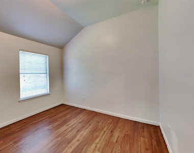 2322 Steep Pine Trail - Photo Thumbnail 12
