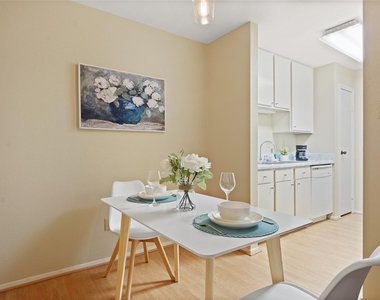 7950 N Stadium Drive - Photo Thumbnail 8