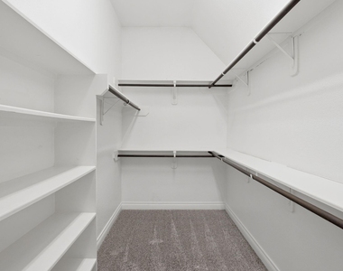 103 Boarsmen Court - Photo Thumbnail 25