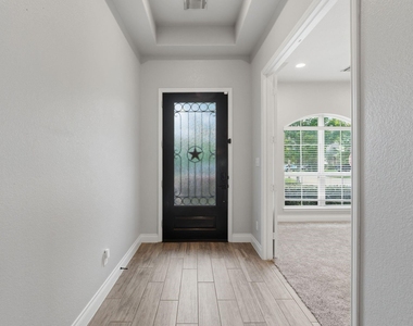 103 Boarsmen Court - Photo Thumbnail 5