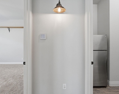 103 Boarsmen Court - Photo Thumbnail 18