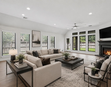 103 Boarsmen Court - Photo Thumbnail 13
