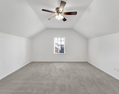 5407 Baronet Drive - Photo Thumbnail 24