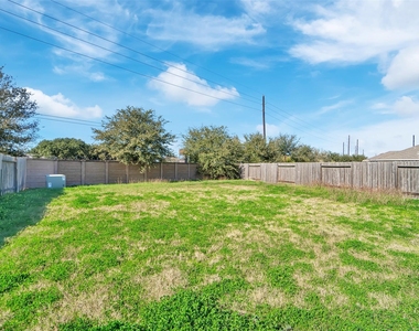 5407 Baronet Drive - Photo Thumbnail 33