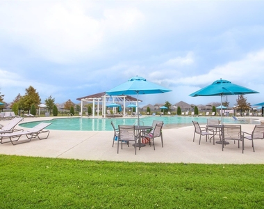 5407 Baronet Drive - Photo Thumbnail 45