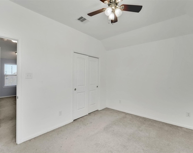 5407 Baronet Drive - Photo Thumbnail 30