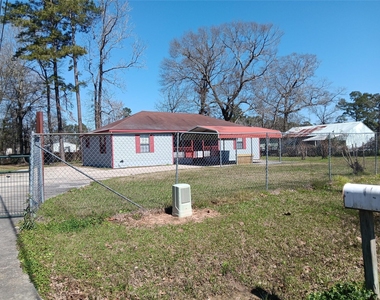21427 North Street - Photo Thumbnail 4
