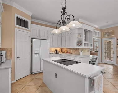 1811 Wild Plum Court - Photo Thumbnail 14