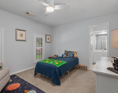 1811 Wild Plum Court - Photo Thumbnail 24