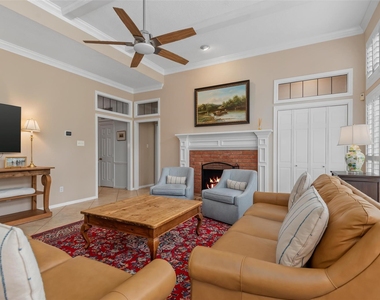 1811 Wild Plum Court - Photo Thumbnail 11