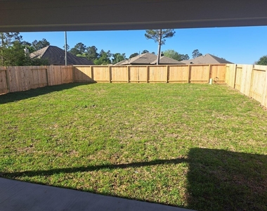 124 Southern Red Oak Lane - Photo Thumbnail 6