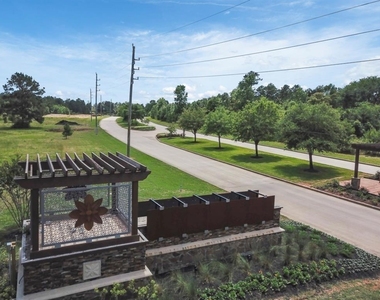 124 Southern Red Oak Lane - Photo Thumbnail 10