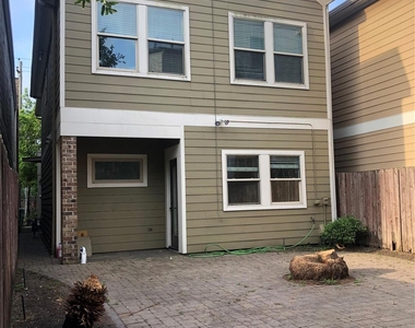 5514 Larkin Street - Photo Thumbnail 18
