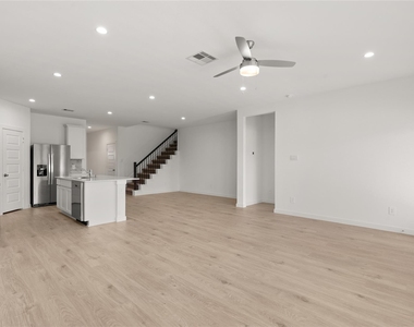 31711 Farlam Farms Trail - Photo Thumbnail 4