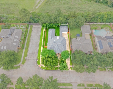 12538 Country Arbor Lane - Photo Thumbnail 38