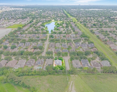12538 Country Arbor Lane - Photo Thumbnail 35