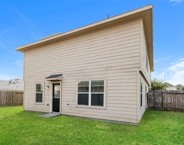 2411 Sailors Way - Photo Thumbnail 1