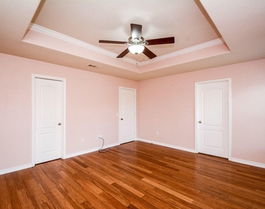 15407 Key Crest Lane - Photo Thumbnail 12