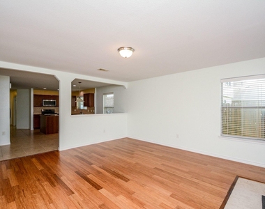 15407 Key Crest Lane - Photo Thumbnail 7