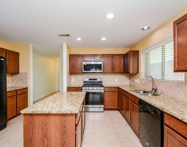 15407 Key Crest Lane - Photo Thumbnail 6