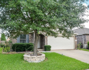 15407 Key Crest Lane - Photo Thumbnail 1