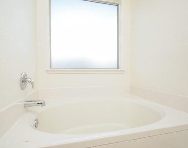 15407 Key Crest Lane - Photo Thumbnail 15