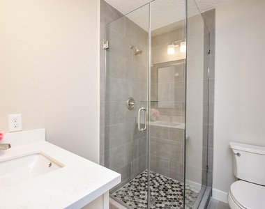 2835 Colony - Photo Thumbnail 21