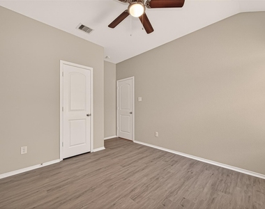18361 Timbermill Lane - Photo Thumbnail 22