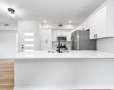 785 Fortune Street - Photo Thumbnail 7