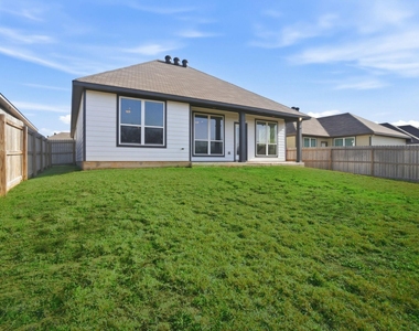 1318 Kingsgate Drive - Photo Thumbnail 27