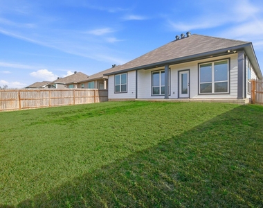 1318 Kingsgate Drive - Photo Thumbnail 26