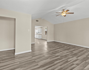 5026 Fitzwater Drive - Photo Thumbnail 3