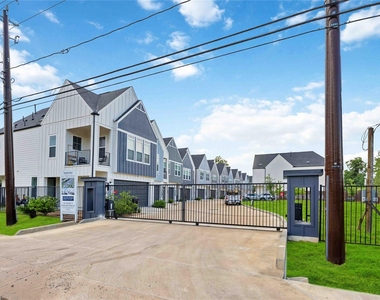 6110 De Campo Street - Photo Thumbnail 13