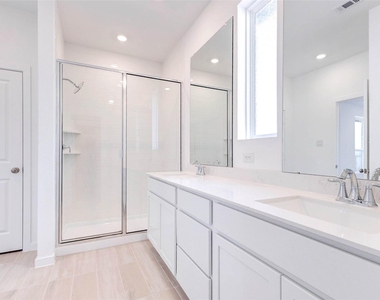 27410 Sweetwater Bay Drive - Photo Thumbnail 20