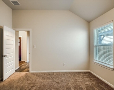113 Thurston Drive - Photo Thumbnail 23