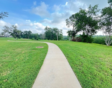 113 Thurston Drive - Photo Thumbnail 41