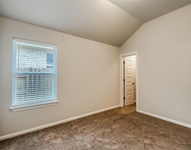 113 Thurston Drive - Photo Thumbnail 26