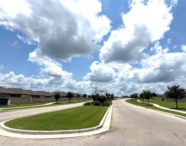113 Thurston Drive - Photo Thumbnail 49