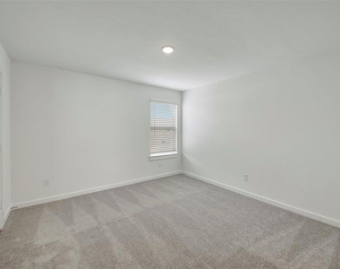 32510 Lantana Fields Road - Photo Thumbnail 24