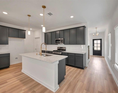32510 Lantana Fields Road - Photo Thumbnail 1