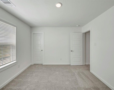 32510 Lantana Fields Road - Photo Thumbnail 27